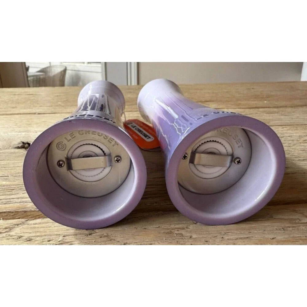Le Creuset Acrylic Modern Manual Salt & Pepper Mill 8 in Blue Bell Purple NEW